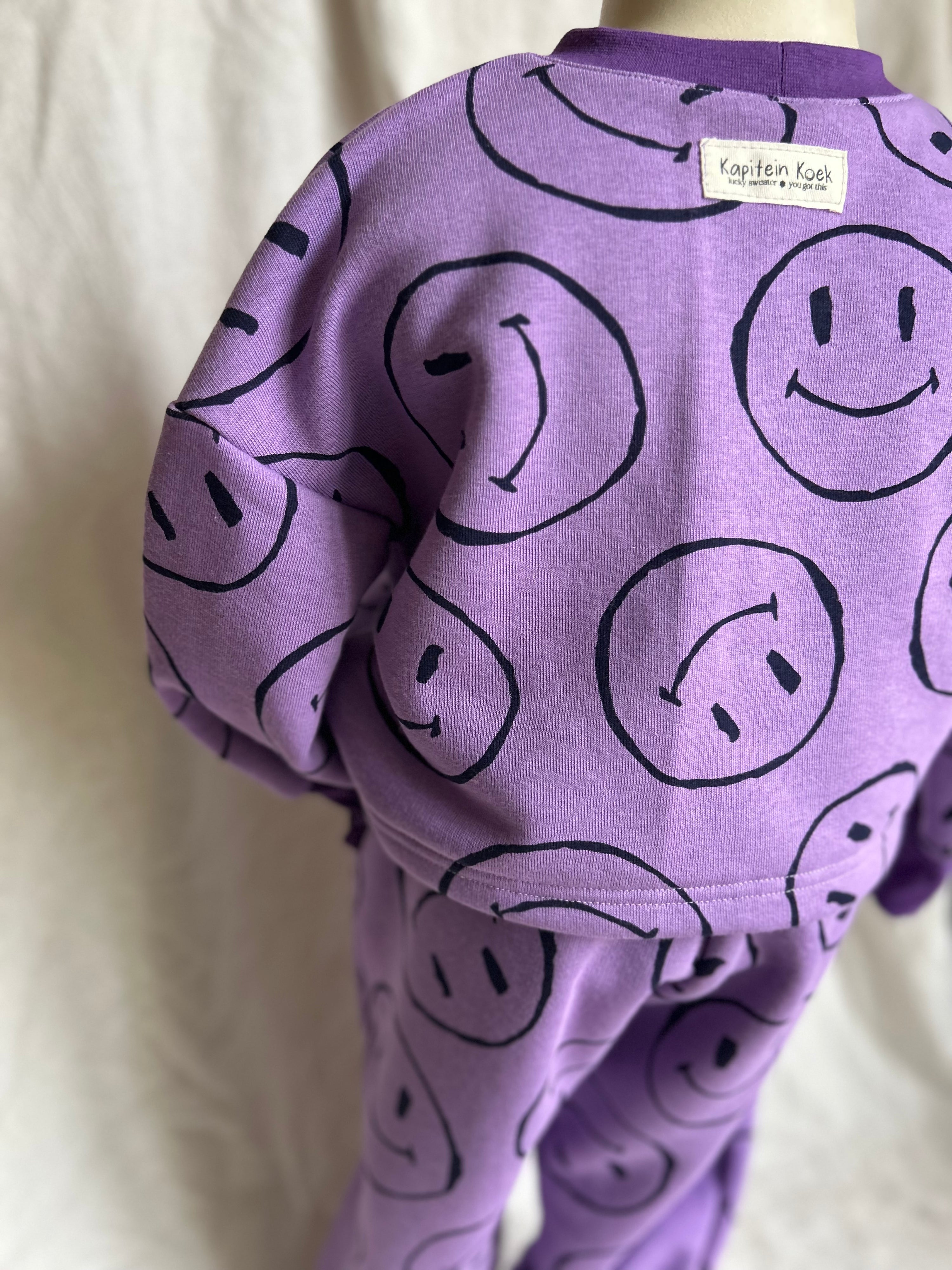 Sweater - smiley paars