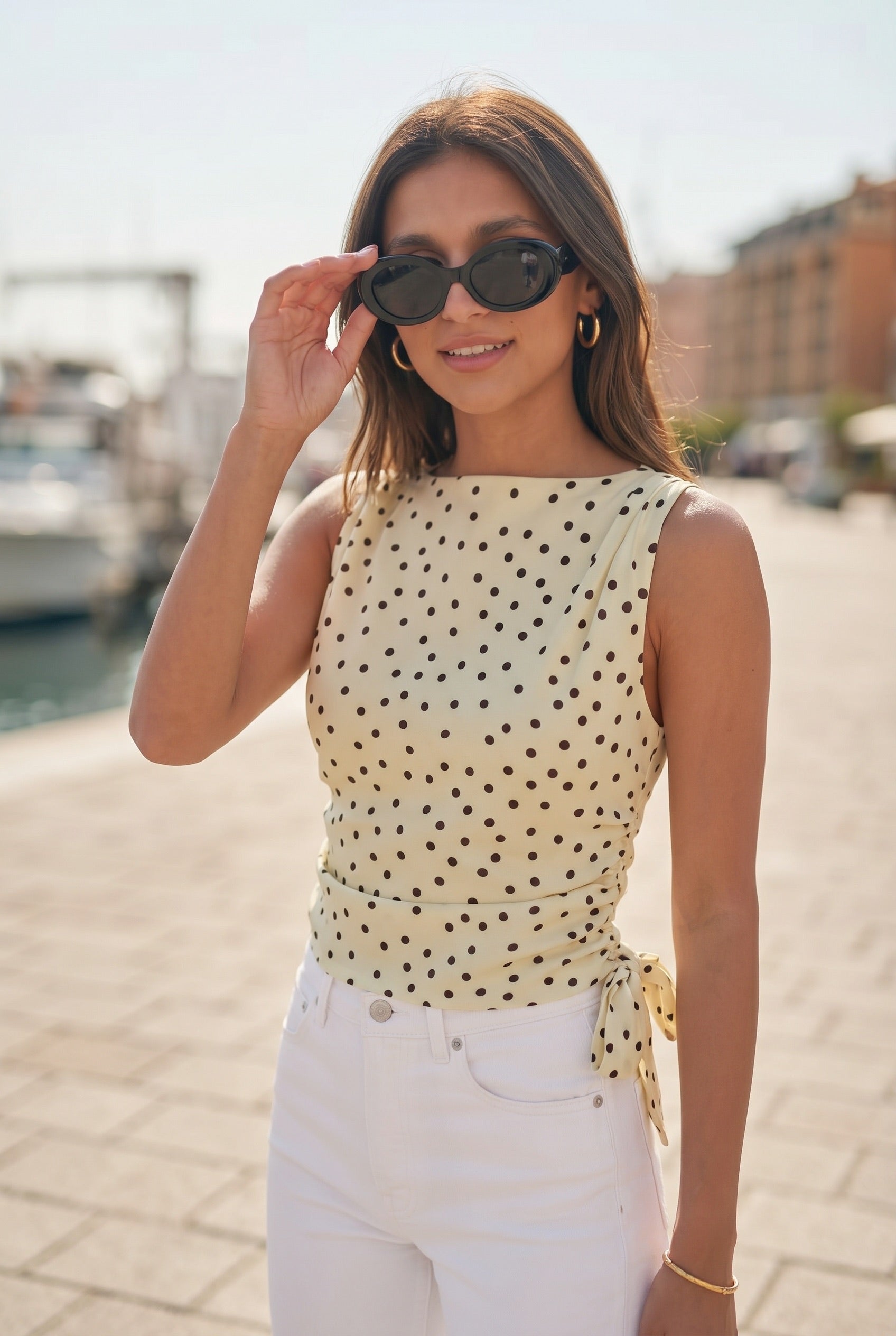 Top - strik dots yellow