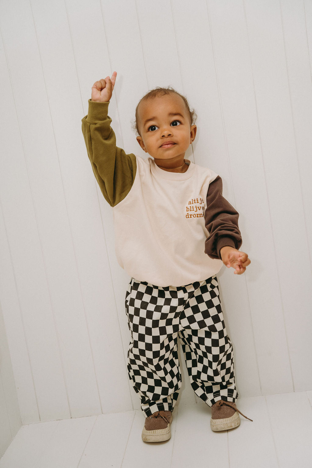 Sweater colorblock bruin/groen - blijven dromen